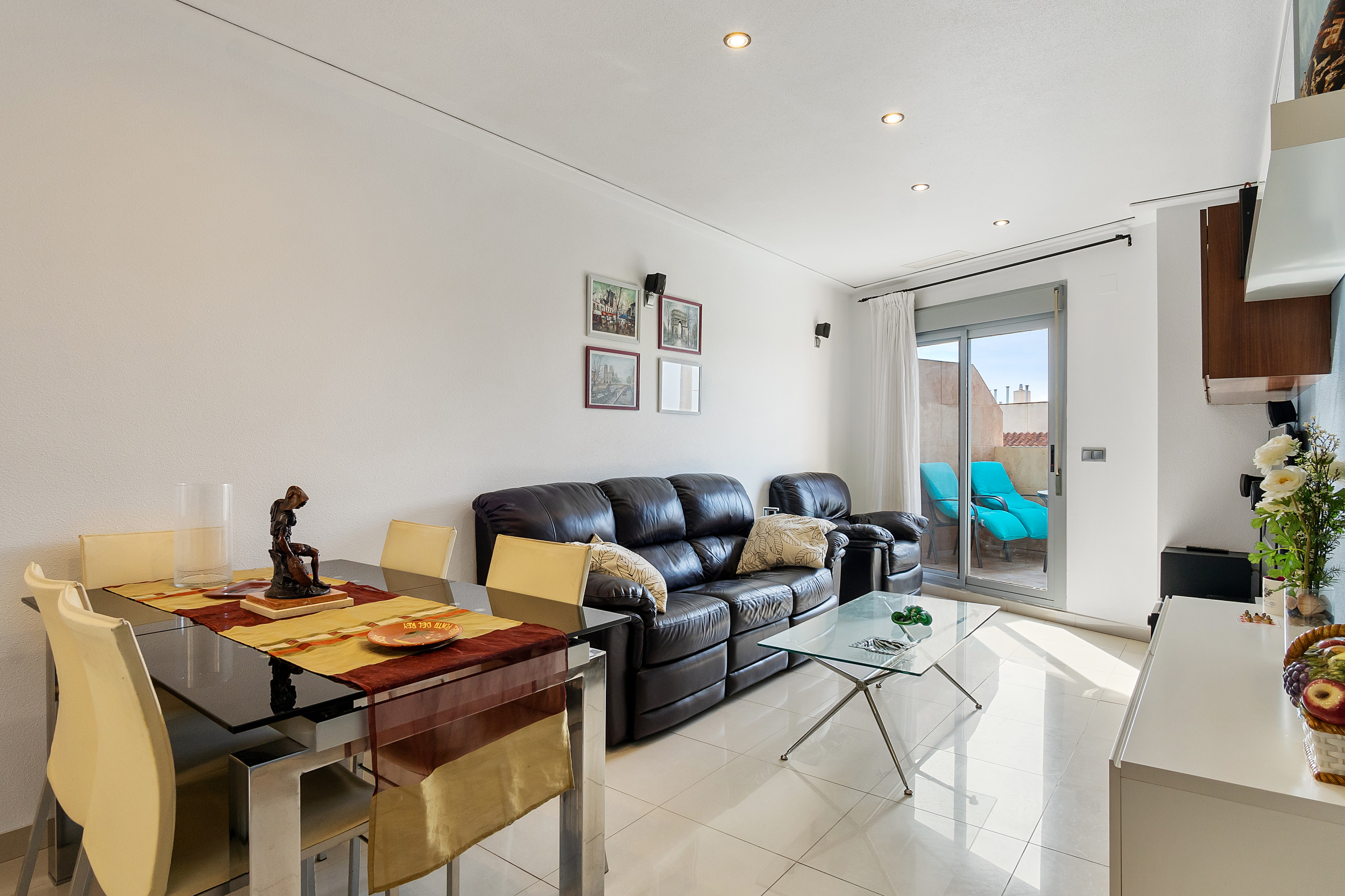 Main Photo of a 2 bedroom  Penthouse for sale